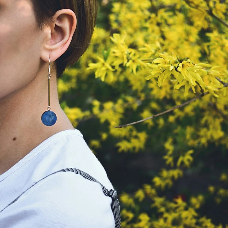 Piercing anneau nez en or : un bijou précieux pour sublimer votre style